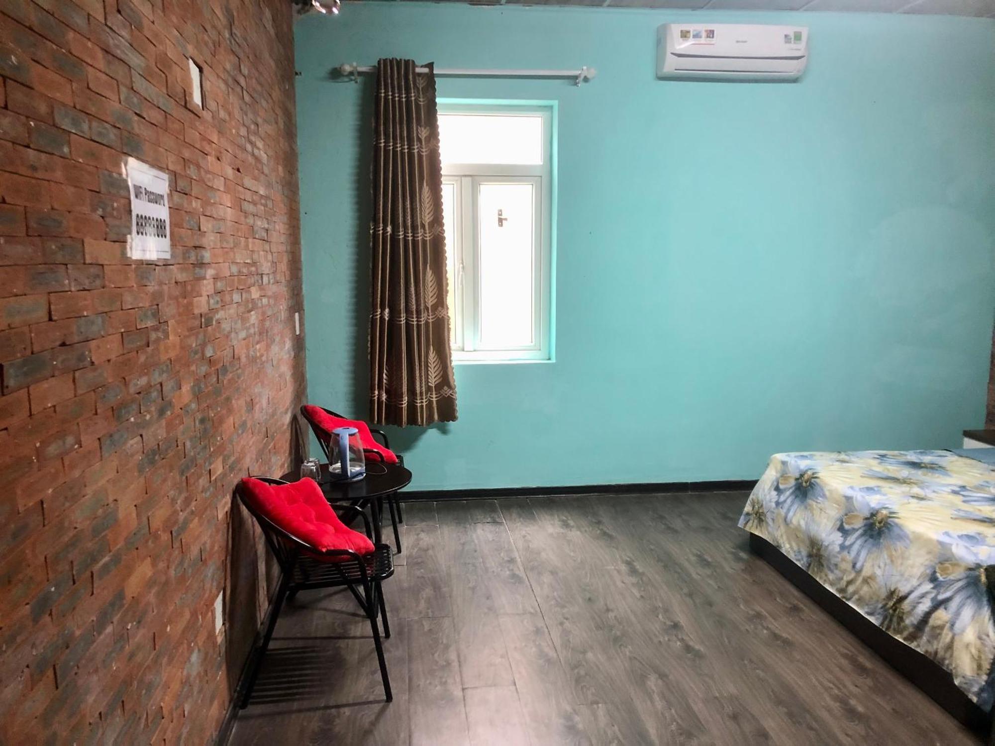 Desi Dera Hotel Da Nang Eksteriør bilde